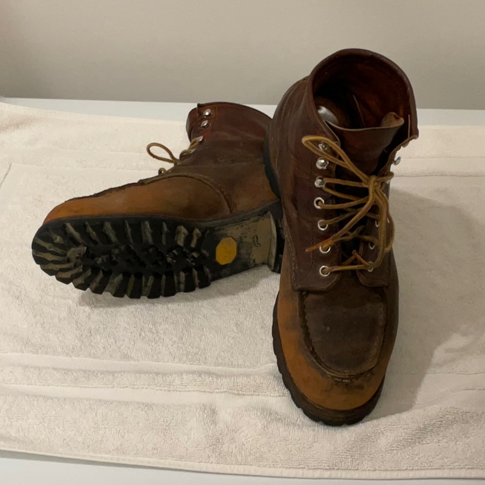 Red Wing Boots 2942 Roughneck Moc Toe